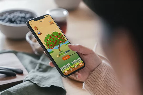 Sự kiện trồng cây xanh thật bằng cách chơi game trên ứng dụng của hãng vận chuyển Ahamove